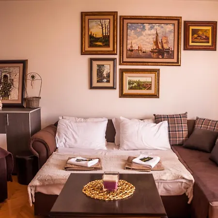 Vilin Raj Апартаменты